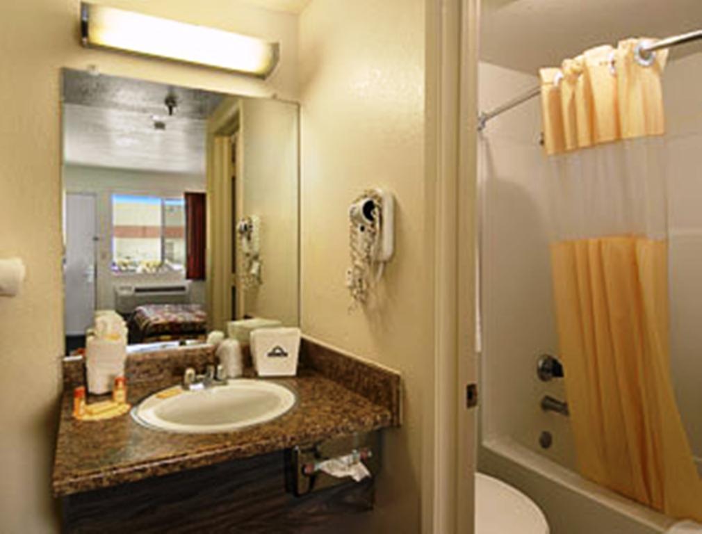 Park Avenue Inn & Suites Victorville Habitación foto