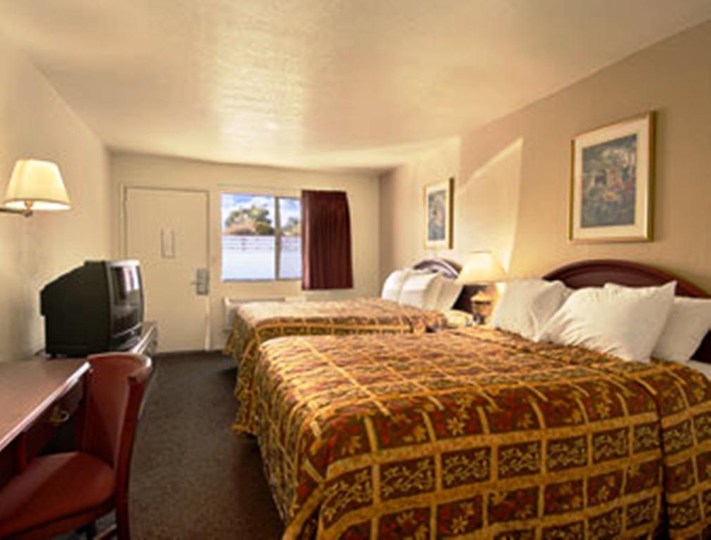 Park Avenue Inn & Suites Victorville Habitación foto